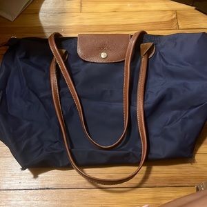 Large Navy Longchamp Le Pliage